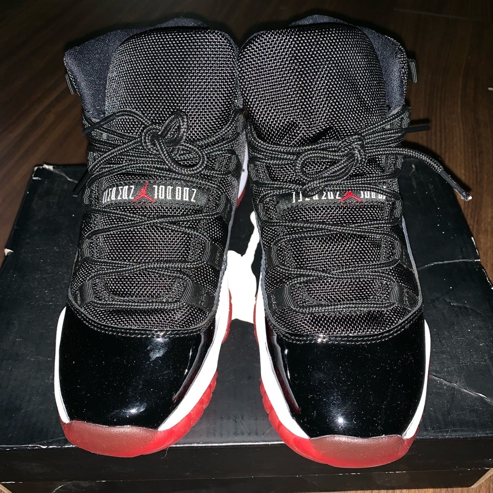 Jordan 11 size 4Y